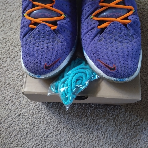 MEN SHOES - Picture 2 of 8